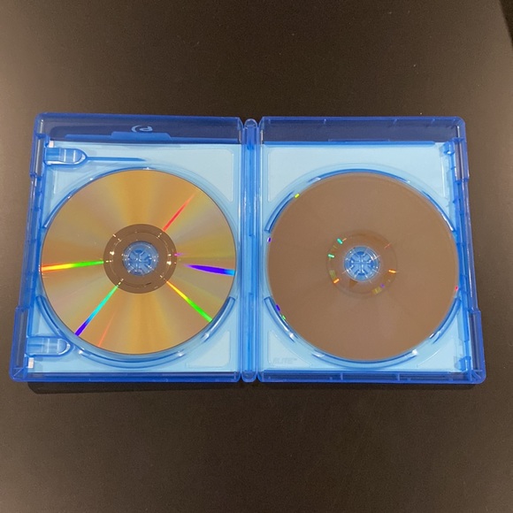 King Arthur: Legend of the Sword - Blu-ray & DVD Combo Set - Picture 4 of 4